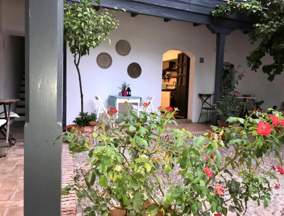 S27 Corral Del Siglo XVI Appartement Sevilla Buitenkant foto